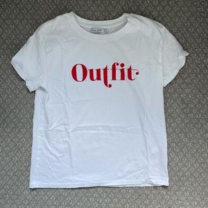 “Outfit” T-Shirt Bershka